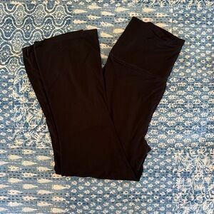 Hatch Collection Maternity Over the Bump Crop Flare Legging